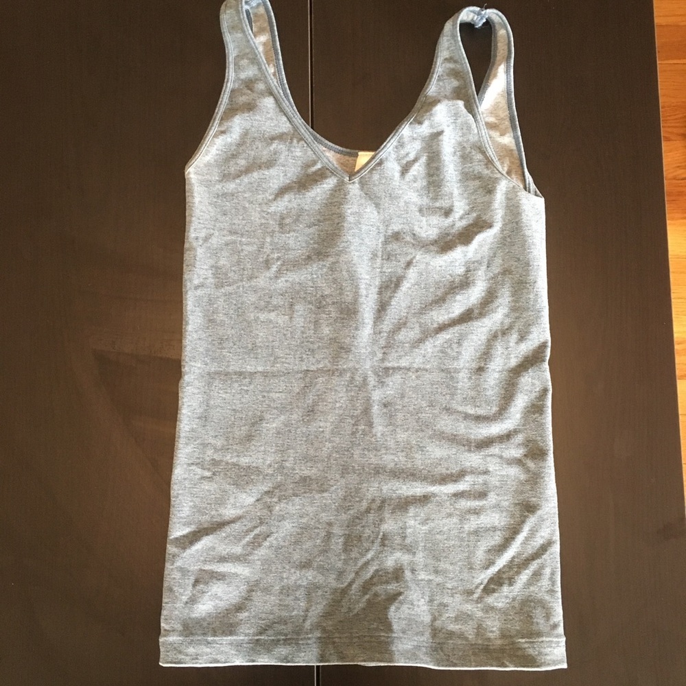 🆕 Anthropologie blue body con tank top